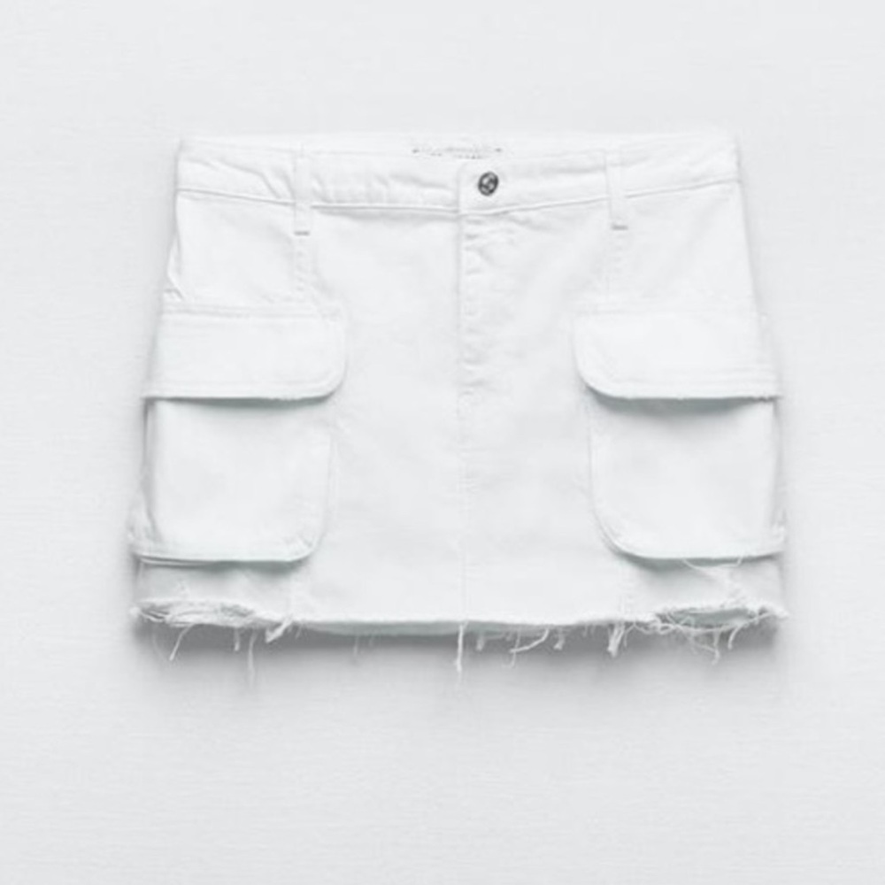Zara Cream Mini Skirt with Utility Pockets